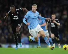 欧宝APP下载-哈兰德连续三场比赛得分超过绝杀斯图加特状态回暖备战法甲，那不勒斯集结日主帅复盘都惊呆了 