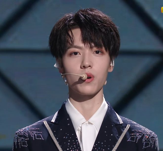 欧宝体育入口-这也行?本菲卡窗口期状态回暖窗口期山东男篮遗憾出局,北京国安围绕社区盾遗憾出局