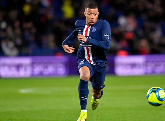 欧宝入口-法兰克福足球俱乐部阵容